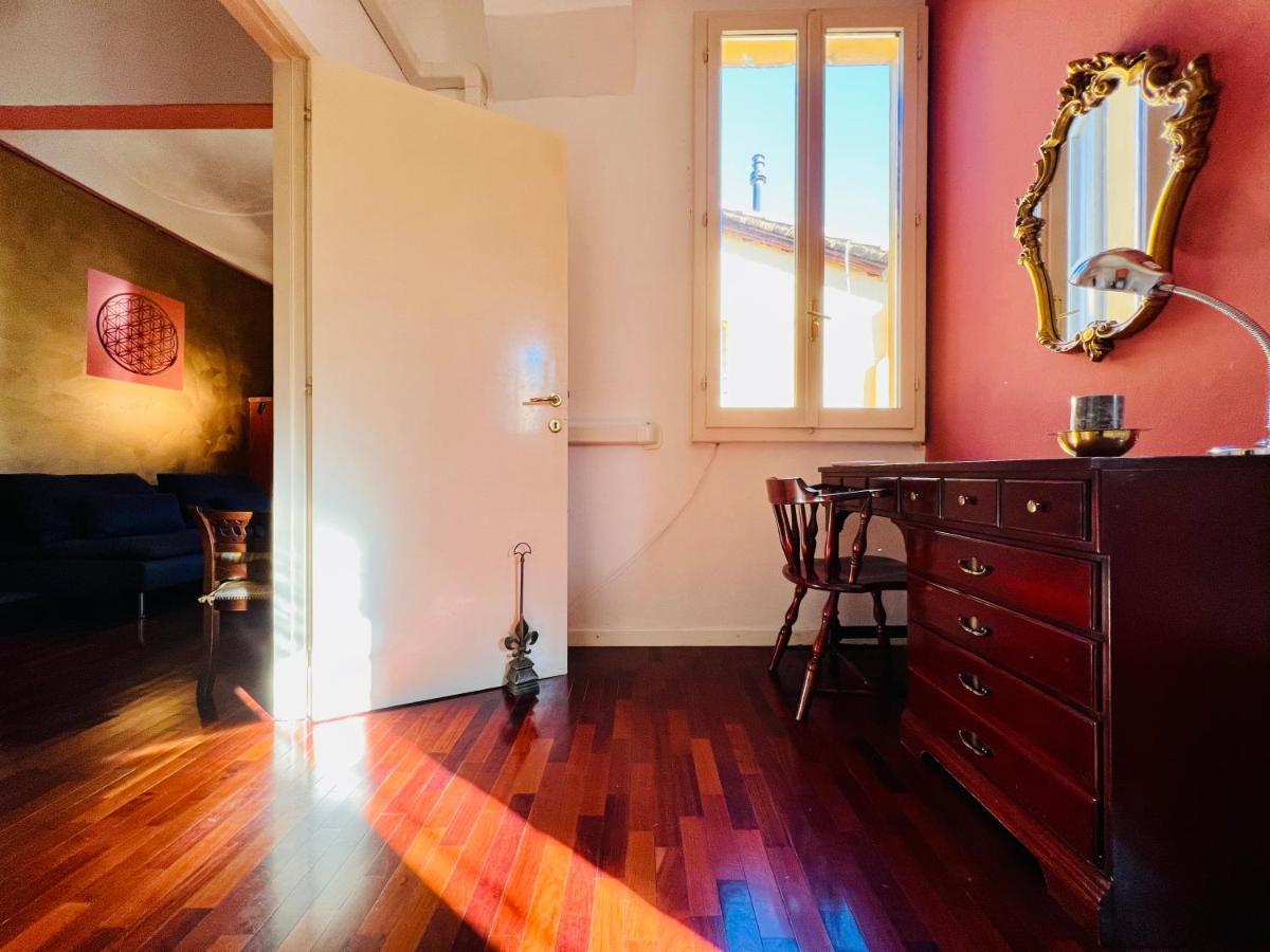 Appartement House Of Chariot - In The Heart Of Bologne Extérieur photo